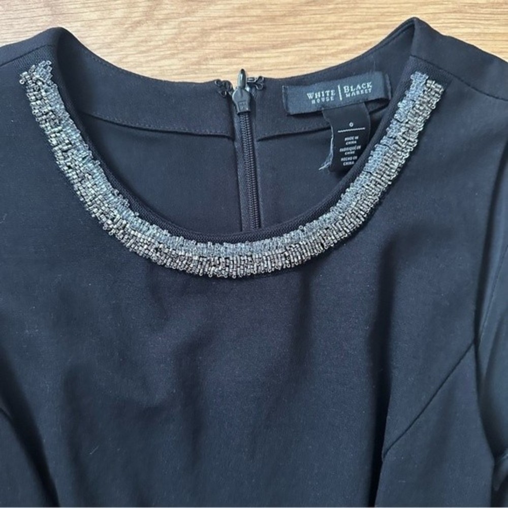 White House Black Market Women's Embellished Asymmetric Peplum Knit Top Size 0 - Picture 2 of 2